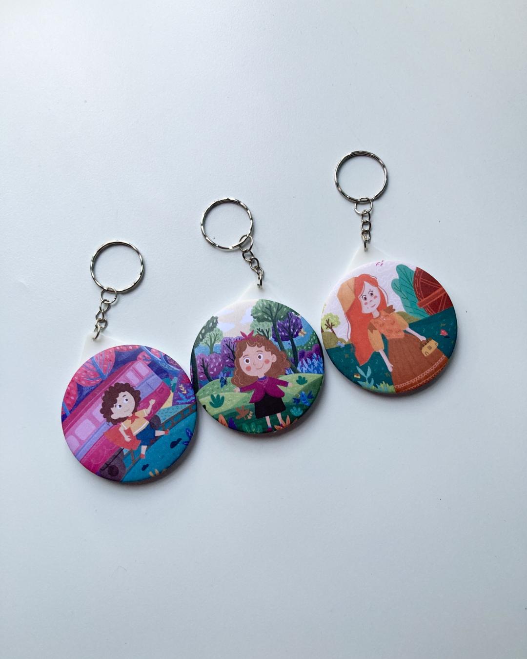 Porte-clés Illustrés "Petits Mondes" – Collection Enfantine